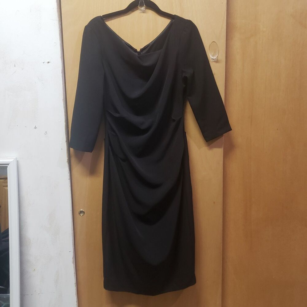 Adrianna Papell Black Dress Short Sleeve Zip Back Sheath Career/Cocktail Dress